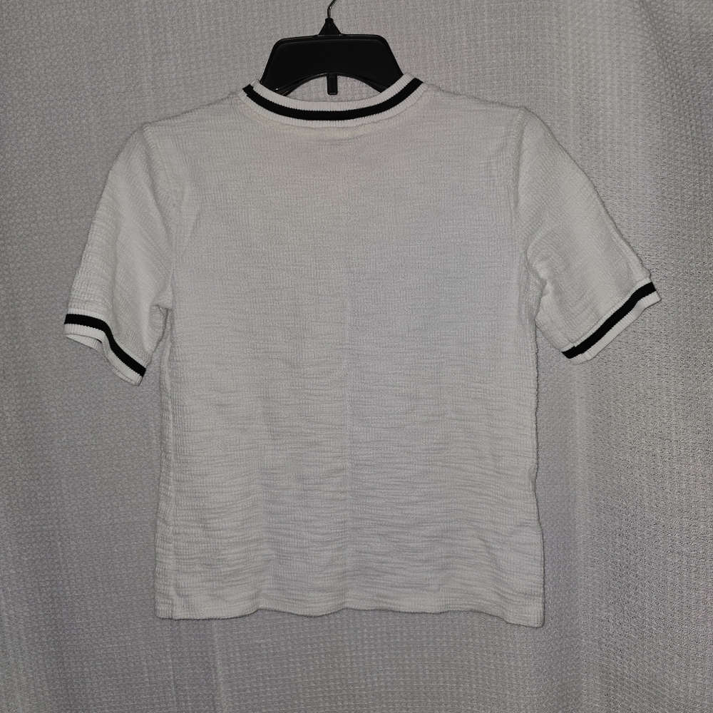 Ann Taylor Sz. XS White Textured Short Sleeve Top with Black Trim Preppy Casual - Picture 4 of 12
